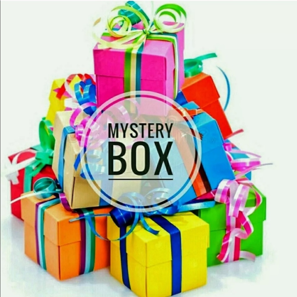 • Lularoe Mystery Box •